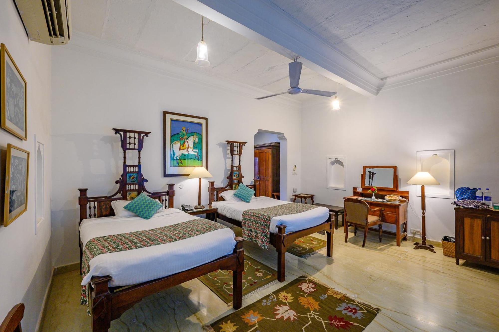 Neemrana'S - Deo Bagh Hotel Gwalior Exterior photo